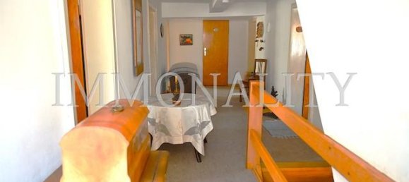 Дом с 9 комнатами в Хамельн-Пирмонт, Германия № 340580 22