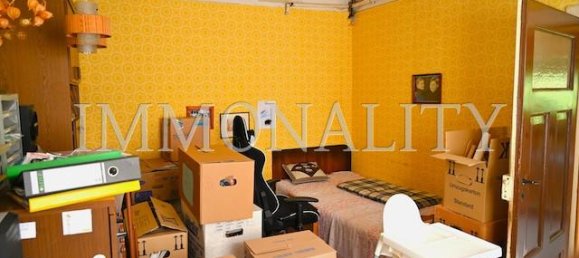 Дом с 9 комнатами в Хамельн-Пирмонт, Германия № 340580 14