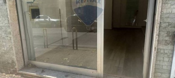 29m² Commercial property in Naples, Italy No. 264753 5
