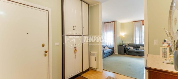 4 rooms Apartment in Cinisello Balsamo, Italy No. 70023 26