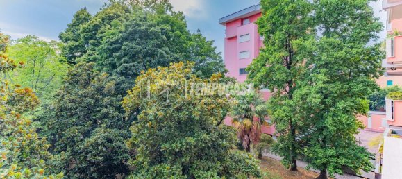 4 rooms Apartment in Cinisello Balsamo, Italy No. 70023 28