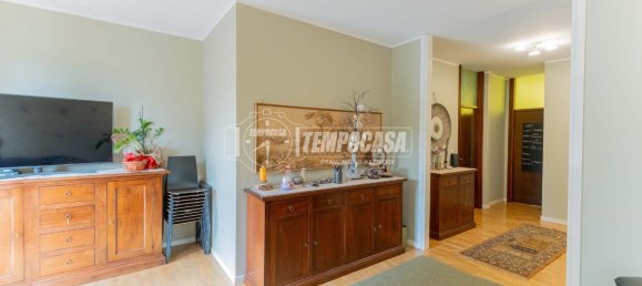 4 rooms Apartment in Cinisello Balsamo, Italy No. 70023 23