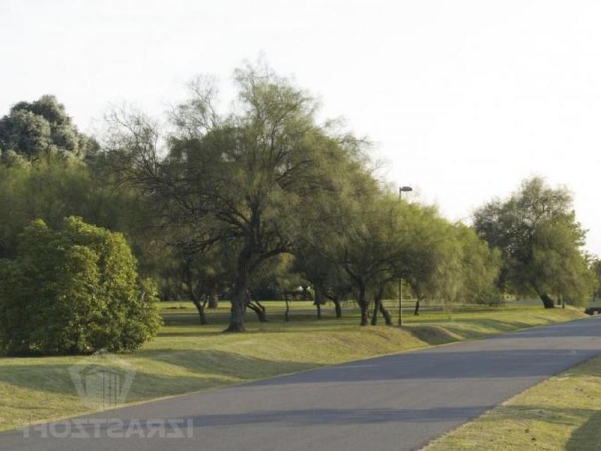  قطعة أرض في Pilar, Argentina رقم 112440