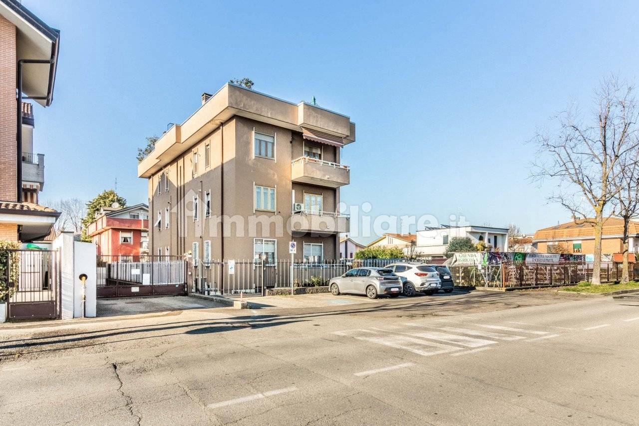 2 bedrooms Apartment in Pregnana Milanese, Italy No. 65764