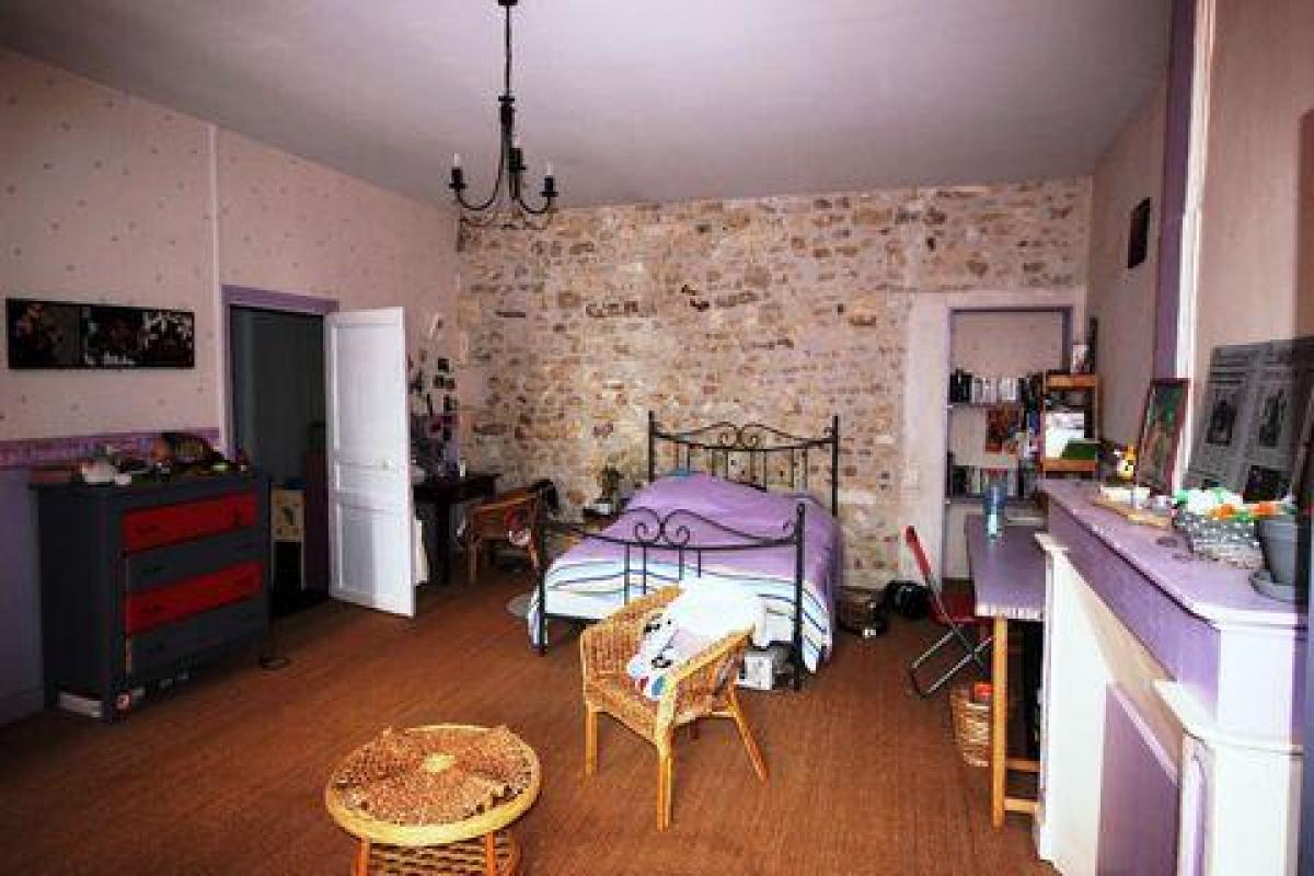 5 غرف نوم منزل في Pons, France رقم 27969