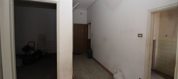 4-Zimmer Haus in Lentini, Italy, Nr. 73011 9