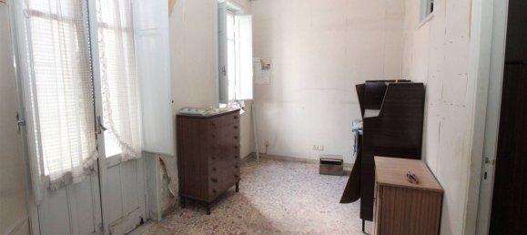 4-Zimmer Haus in Lentini, Italy, Nr. 73011 4