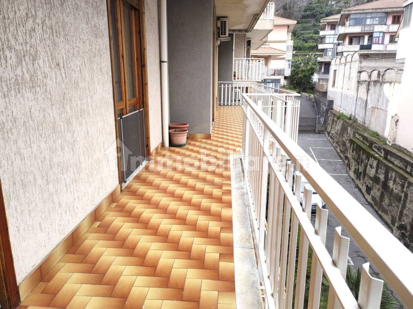 Apartamento de 2 dormitorios en Aci Catena, Italy No. 53976