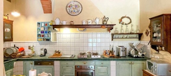 3 Schlafzimmer Villa in Pisa, Italy, Nr. 82736 5