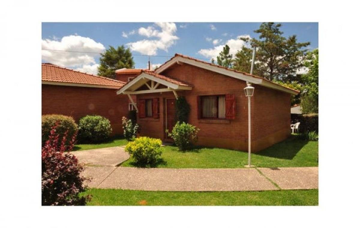 2 bedrooms House in Cordoba, Argentina No. 55312