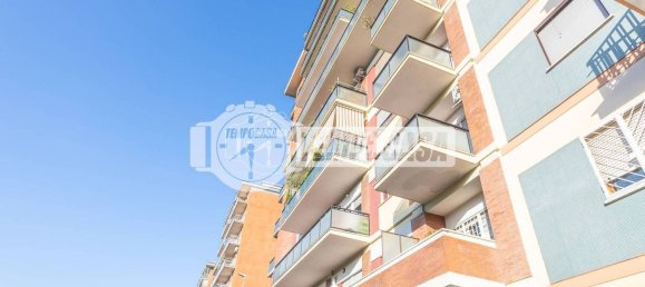 2 rooms Apartment in Rome, Italy No. 270354 28