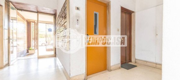 2 rooms Apartment in Rome, Italy No. 270354 25