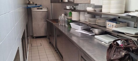 267m² Commercial property in Ravenna, Italy No. 372070 7