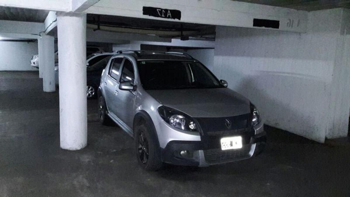 20m² Warehouse in Santa Fe, Argentina No. 28397