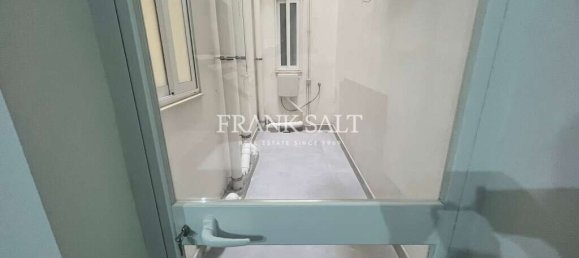 Maisonette de 3 dormitorios en Gharghur, Malta No. 8204 30