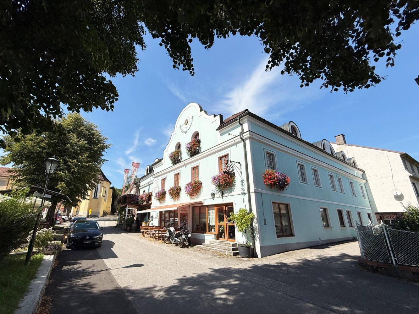 Отель, гостиница с 30 спальнями в Исперталь, Австрия № 249857