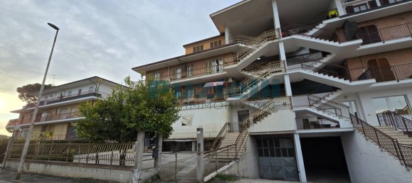 3 chambres Appartement à Ponzano di Fermo, Italy No. 89923 3