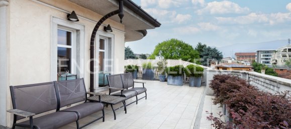 3 bedrooms Villa in Brescia, Italy No. 132116 8