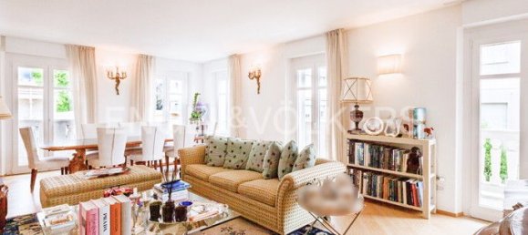 3 bedrooms Villa in Brescia, Italy No. 132116 2