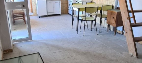 3 rooms Apartment in Castiglione Chiavarese, Italy No. 35818 2