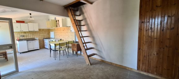 3 rooms Apartment in Castiglione Chiavarese, Italy No. 35818 3