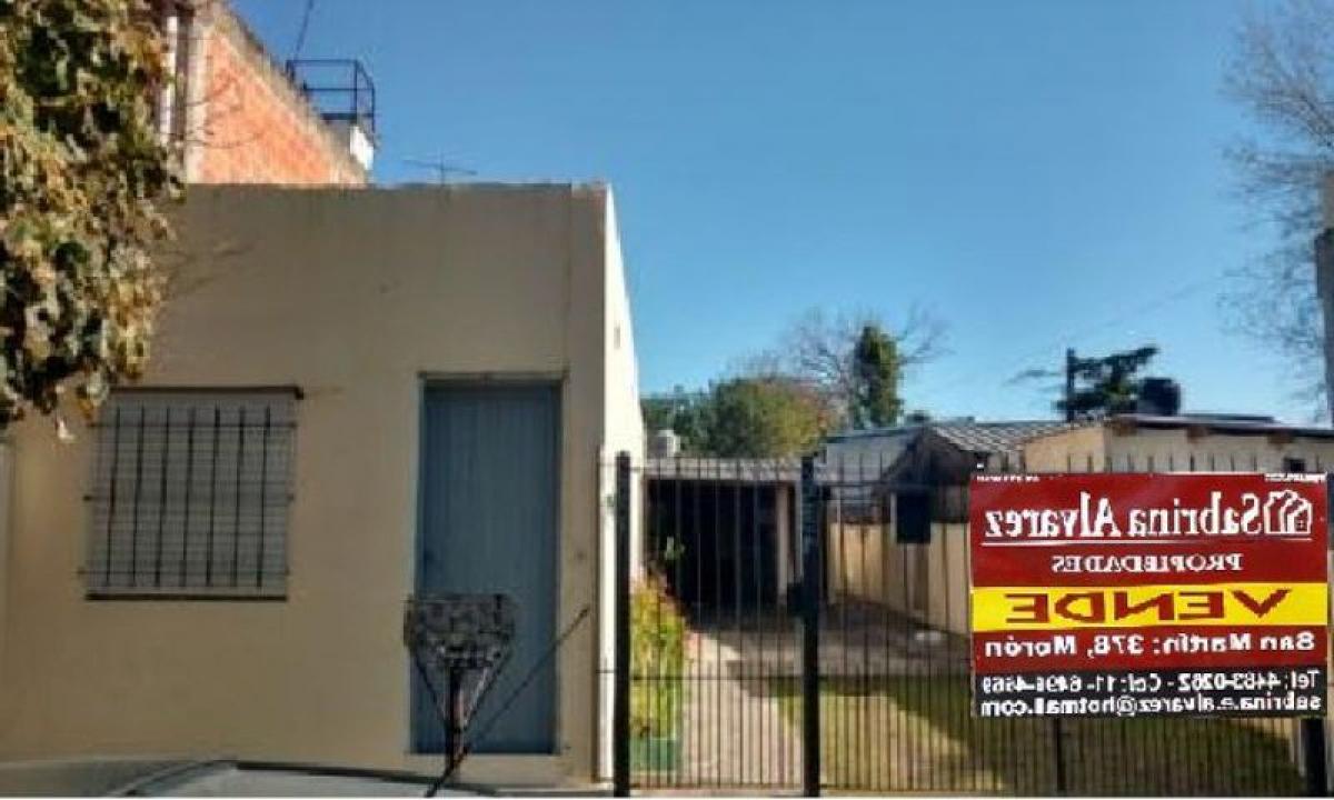 3 bedrooms House in Moron, Argentina No. 60711