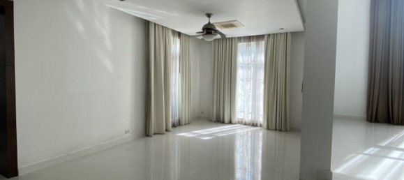 4 غرف نوم منزل في Pak Kret, Thailand رقم 78019 10