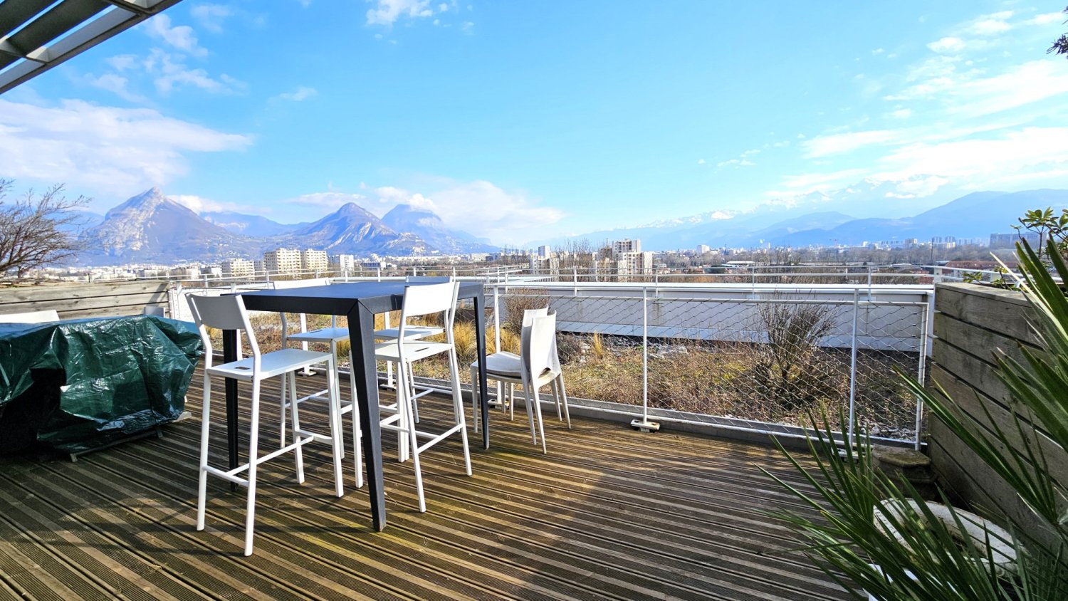 4 bedrooms Duplex in Seyssins, France No. 199733