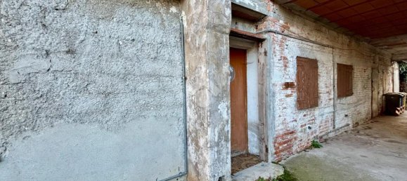 6 rooms House in Loria, Italy No. 3141 35