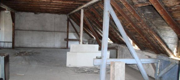 Здание с 60 комнатами в Фогтланд, Германия № 356097 24