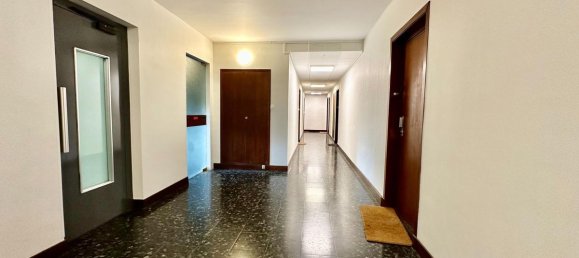 1 bedroom Apartment in Paris, France No. 332690 8