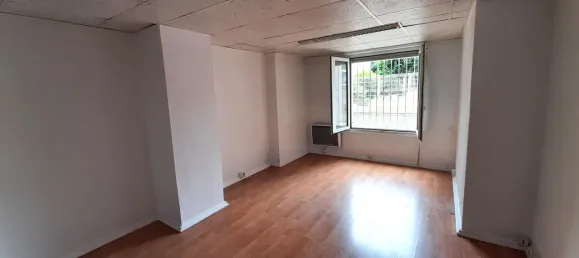 Propiedad comercial en Villeurbanne, France 22 m² No. 348230 2