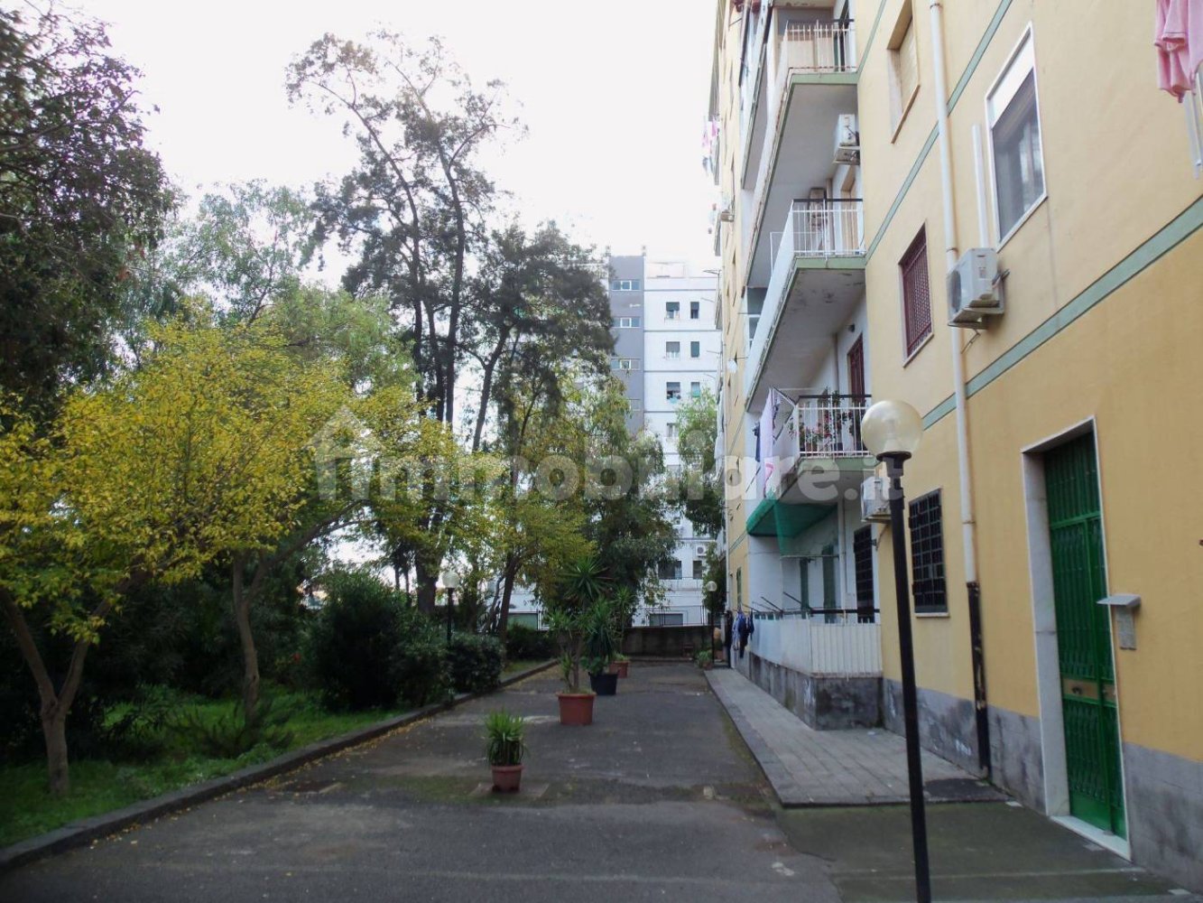 4 bedrooms Apartment in Catania, Italy No. 255524