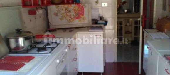 4 bedrooms Apartment in Catania, Italy No. 255524 3