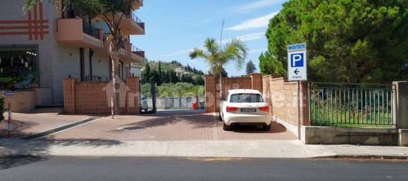 Grundstück in Villafranca Tirrena, Italy 10000m², Nr. 364461 3