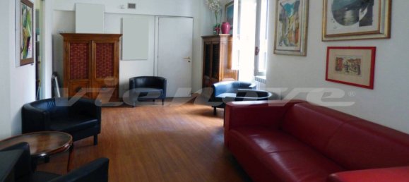 3 bedrooms Apartment in Rome, Italy No. 219165 4