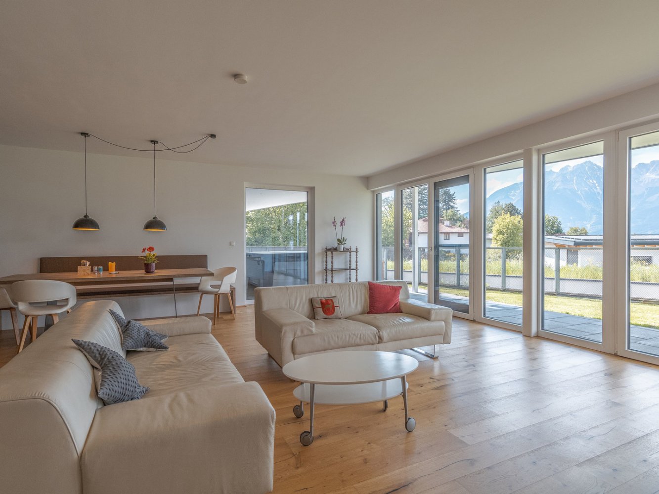 4 rooms Apartment in Aldrans, Austria No. 202291