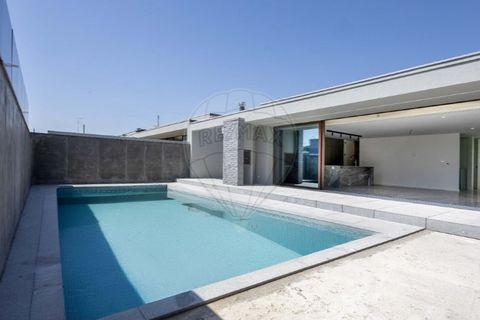 4 bedrooms House in Palmeira, Portugal No. 259975