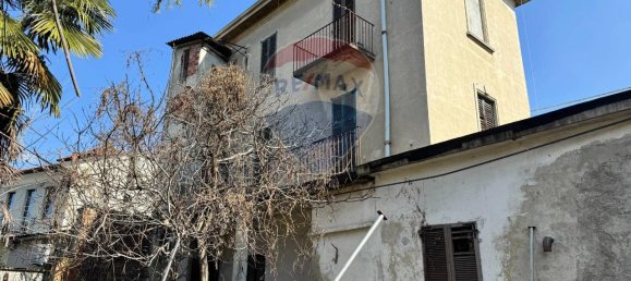 6-Zimmer Haus in Busto Arsizio, Italy, Nr. 16460 10