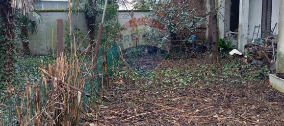 6-Zimmer Haus in Busto Arsizio, Italy, Nr. 16460 17