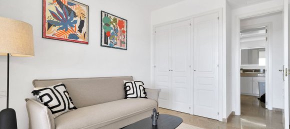 2 bedrooms Apartment in Marbella, Spain No. 137979 3