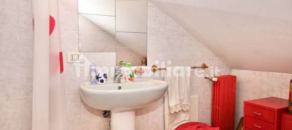 Villa T2 em Rho, Italy N.º 24812 32