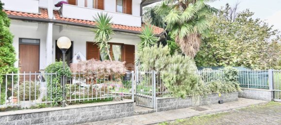 Villa T2 em Rho, Italy N.º 24812 48
