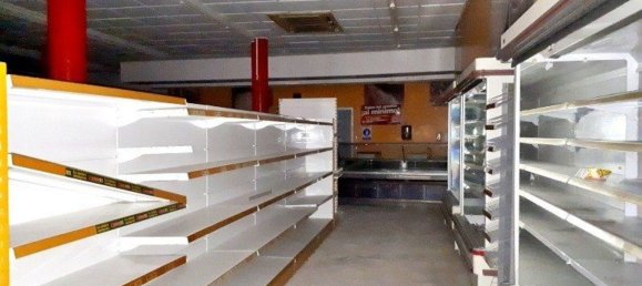 Коммерческая недвижимость 415м² в Эпила, Испания № 66030 11