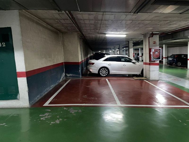  Garage in Malaga, Spain No. 221512