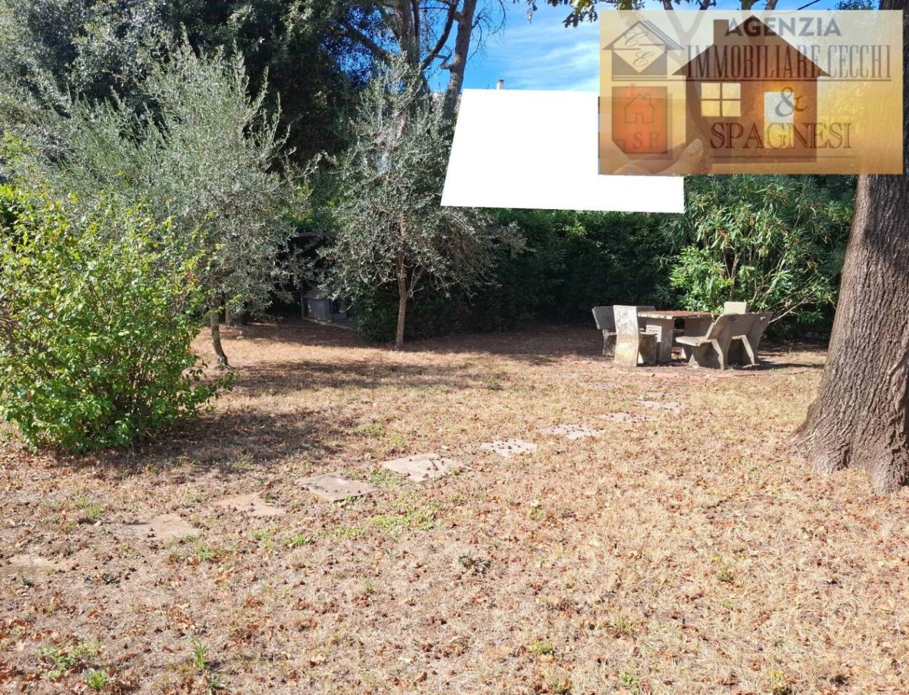 3 bedrooms Apartment in Signa, Italy No. 361806