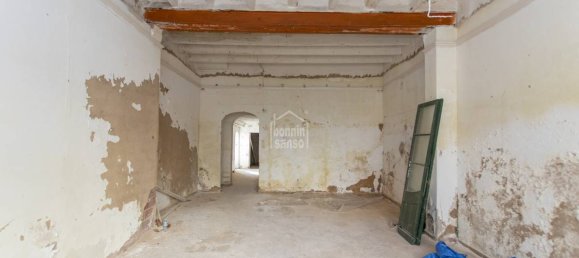 8 bedrooms Apartment in Mahon, Spain No. 10815 3