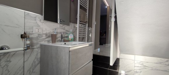 3 غرف نوم فيلا في Bagnolo in Piano, Italy رقم 169405 16