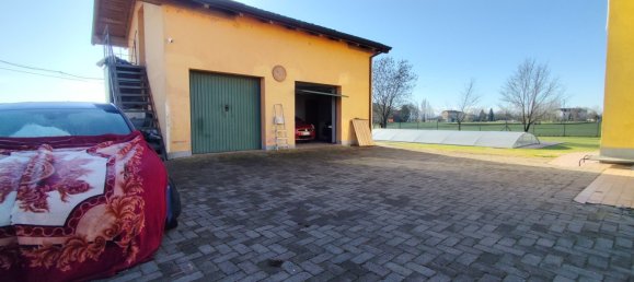 3 غرف نوم فيلا في Bagnolo in Piano, Italy رقم 169405 17