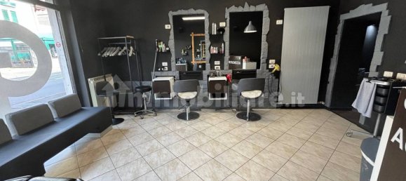 2غرفة عقار تجاري في San Vittore Olona, Italy رقم 88361 32